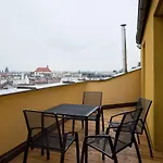 Empirent Beautiful Duplex Apartments