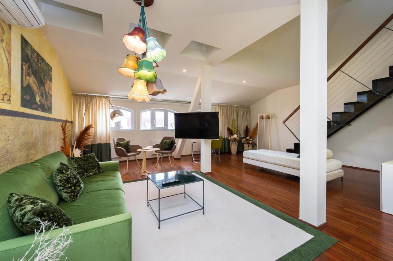 Apartment Empirent Beautiful Duplex Prague