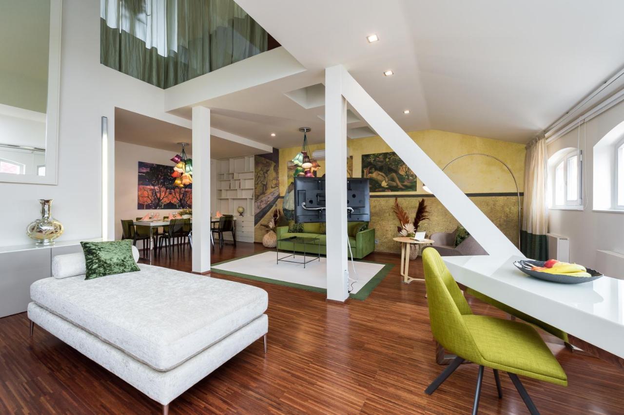 Empirent Beautiful Duplex Praha